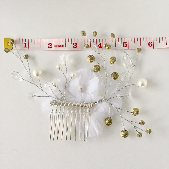 NEW FLORAL SILVER GEM BRIDAL WEDDING HAIR COMB - Picture 4 of 6